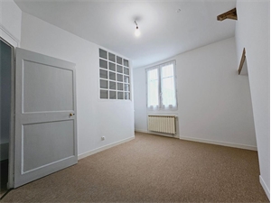t3 à la vente -   18000  BOURGES, surface 97 m2 vente t3 - UBI419564035